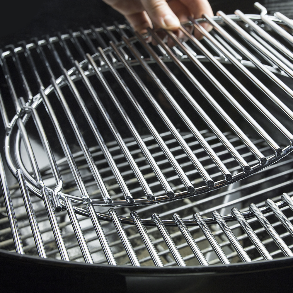 Master-Touch Charcoal Grill 22" in Black - Image 7