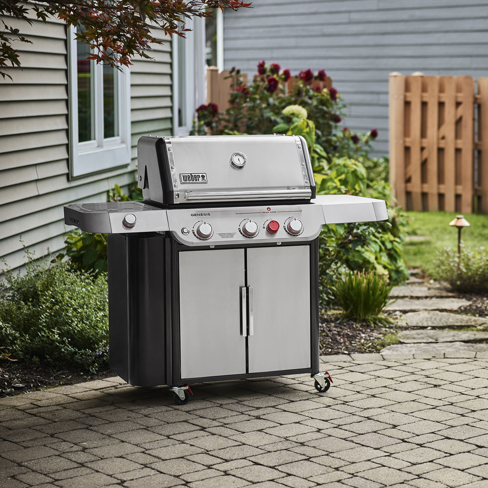 Genesis SP-S-335 Gas Grill in Stainless Steel - Image 3